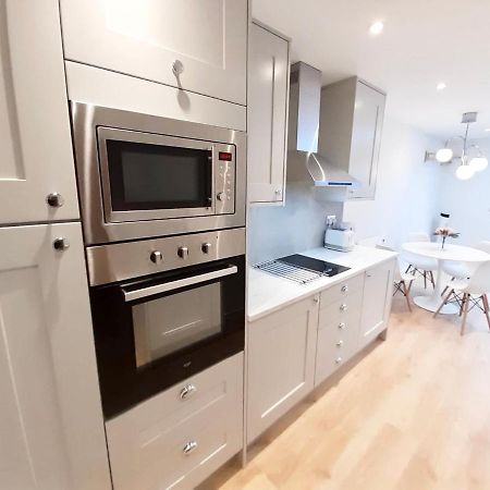 'The Limes' - Air-Con Two Double Bedroom Holiday House With Private Garden Уитстейбъл Екстериор снимка